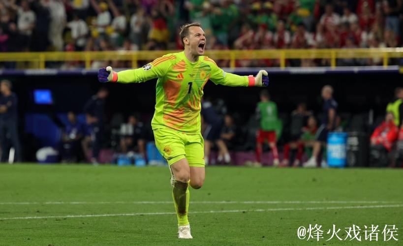 这才是主业，诺伊尔对阵美因茨的比赛中亲自投掷