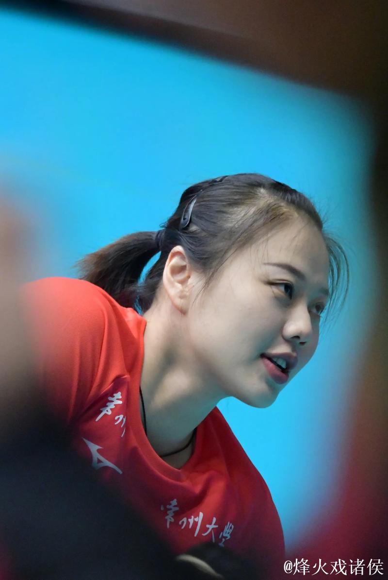 龚翔宇：中国女排潜力无限，队伍未来将更强